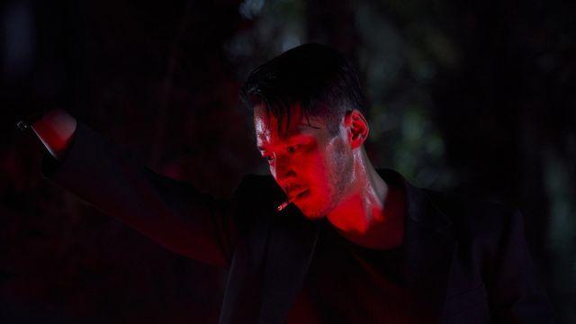 어른들의 범죄오락 ‘타짜: 벨제붑의 노래’, 도파민 폭발 스틸 공개