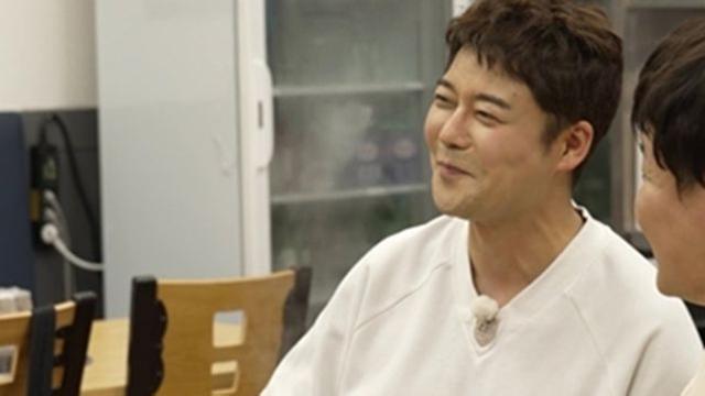 전현무, 상상초월 플러팅 당했다 “여성이 내 발 위에…” (전현무계획4)