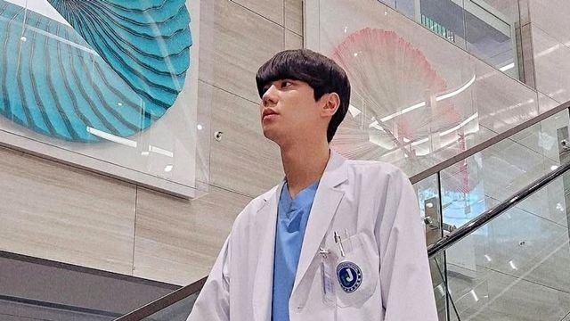 손예진・공효진・현빈・서강준 싹 다 제치고…'화제성 1위' 오른 97년생 배우
