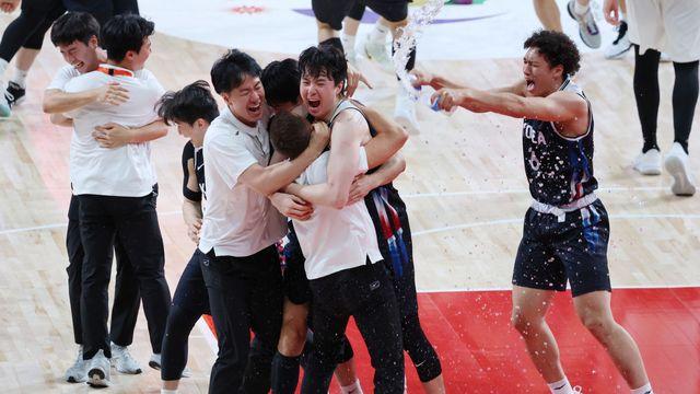 [2026 나고야] 황당한 버스 노쇼+명백한 편파 판정...한국 농구 저력에 망신만 당한 일본