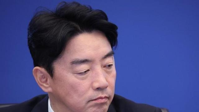 사의 밝힌 강훈식 