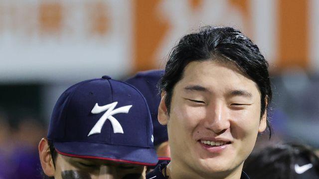 [나고야 AG] 3년 전 등판 0회 병역 혜택…10K로 존재감 보여준 곽빈의 결자해지