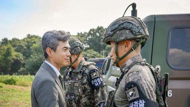 강신철, DMZ 지뢰 폭발 육군 25사단 방문…