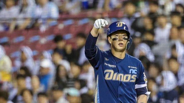 '가을 역전' 노렸던 NC, 8연패에 박건우 부상까지 '초대형 악재'