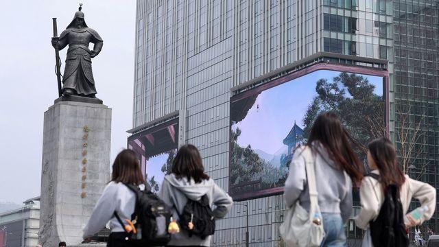SM 아이돌 대거 ‘서울관광 명예 홍보대사’ 됐다…무슨 일 하게 되나