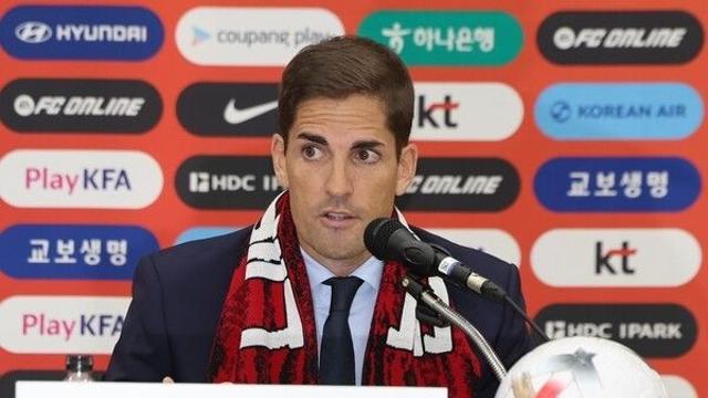 24일 에콰도르전 앞둔 모레노... ‘손흥민 주장’은 유지