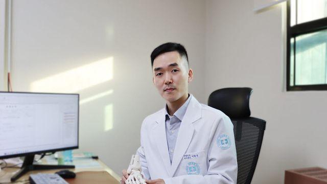 만성 무릎 통증, 무릎만 보지 말고 발과 발목도 점검해야