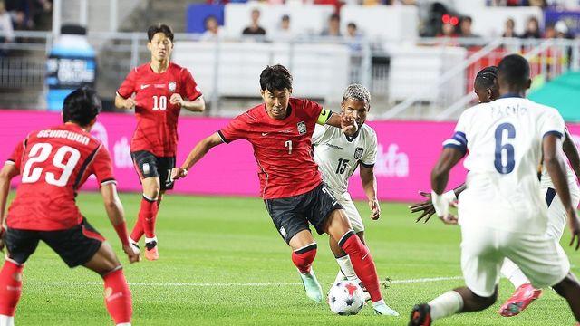 '모레노호' 새출발한 한국축구, 에콰도르와 전반 0-0 팽팽