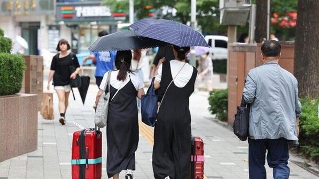 [날씨] 추석 당일 전국 흐리고 곳곳 비…전남 해안 최고 60㎜