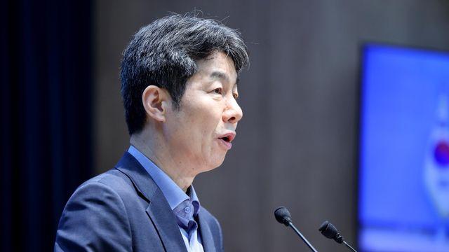 “윤건영, 지뢰가 우습나... 국회의원이기에 앞서 사람으로서 할 말인가”