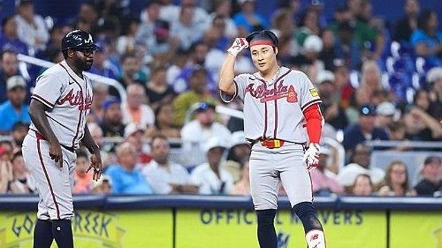 김하성, 2년 만에 3루타＋시즌 첫 멀티 득점…타율 0.118↑