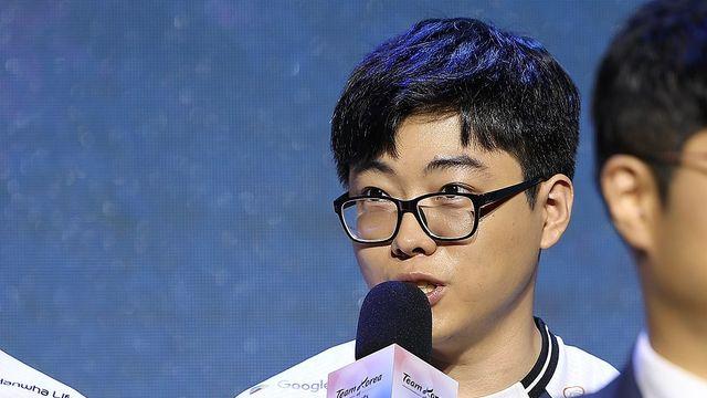 [아시안게임] 11살에게 패해 은메달…뿌요뿌요 강동신 