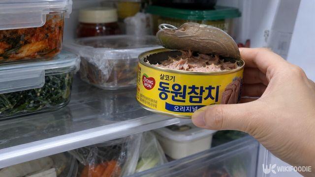 남은 참치캔 캔째 보관하지 마세요… 냉장고에 넣어도 상할 수 있습니다