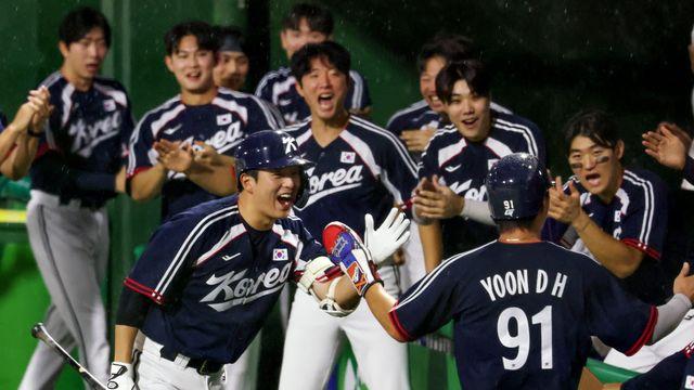 '구사일생' 한국 야구, 일본 꺾고 AG 5연패…김도영 결승타