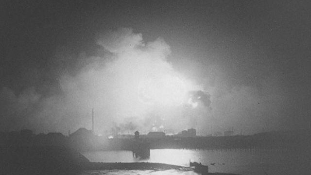 밤하늘 뒤덮은 폭격·줄 지어선 피란민…1951년 1월의 인천