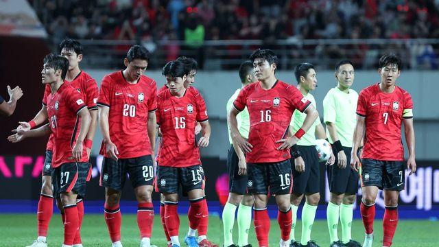 1-4 대패 한국 축구 악재 겹쳤다… 조규성 이어 대표팀 '중도 하차'한 핵심 선수
