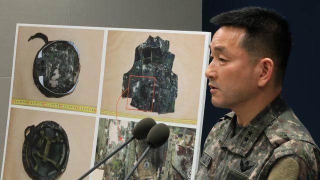 軍 