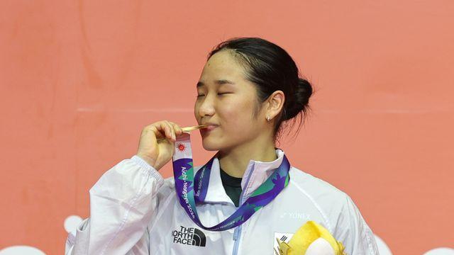 [나고야 2026] 즐기면서 완수한 정상 수성...'어나더 레벨' 안세영, 적수가 없다