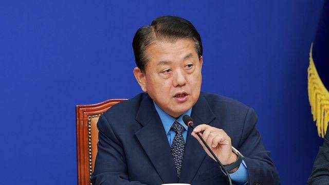 與김병주 