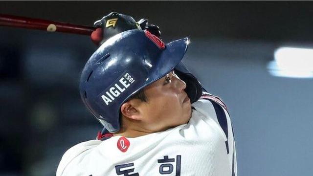 한동희가 넘기고, 전준우가 뒤집고... 롯데, 키움에 4-2 역전승