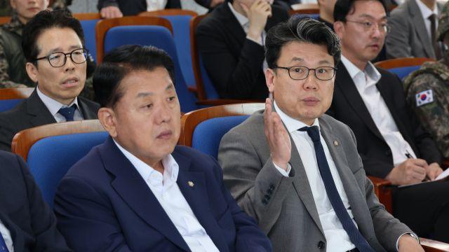 국방위원장 