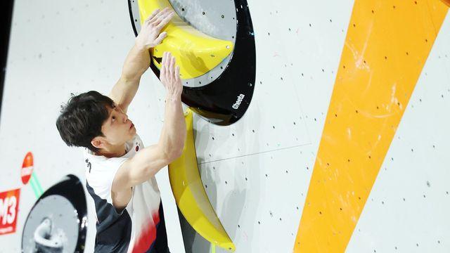 한국 스포츠클라이밍 최초 AG 메달 2개 거머쥔 이도현, 남자 볼더링서 은빛 등반…정지민은 스피드 동메달