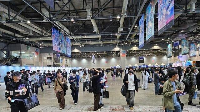 [호요랜드 2026] [현장] 역대 호요랜드 중 최고!…여행자, 개척자, 로프꾼, 함장이 모두 모인 ’호요랜드 2026’ 1일차