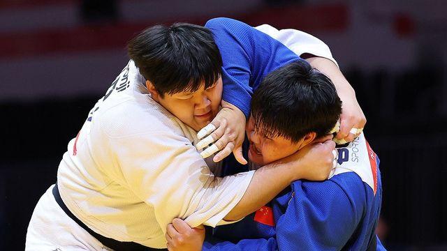[아시안게임] 유도 이현지, 여자 78㎏ 이상급 은메달…뉴신란에 한판패