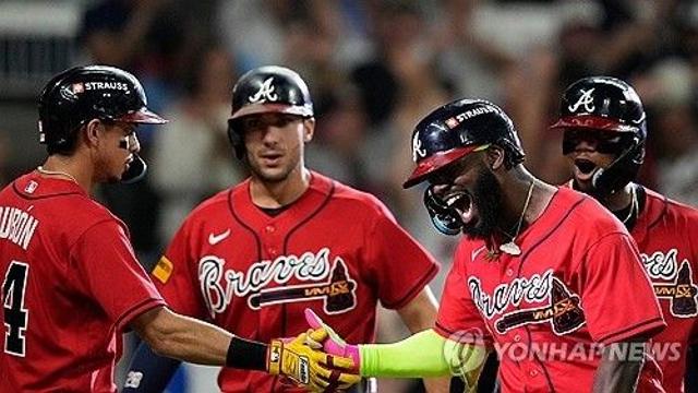 '김하성 벤치' 애틀랜타 NLDS 진출…다저스와 격돌