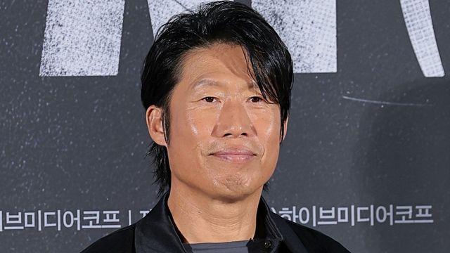 ‘암살자(들)’ 논란 속… 유해진과 광고캠페인 종료한 ‘회사’ 등장했다