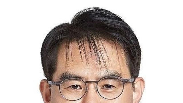 김형근 초대 수원중수청장, 검사 시절 음주운전으로 견책 처분