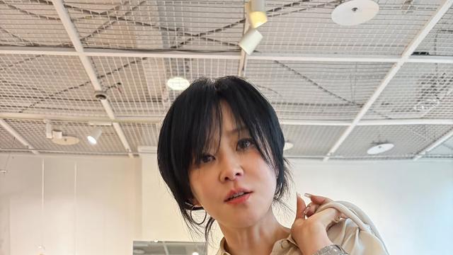최강희, 5년 공백 깨고 연극 '클로저'로 컴백…지하 연습실서 홀로 키스신 연습까지 '열정 폭발'