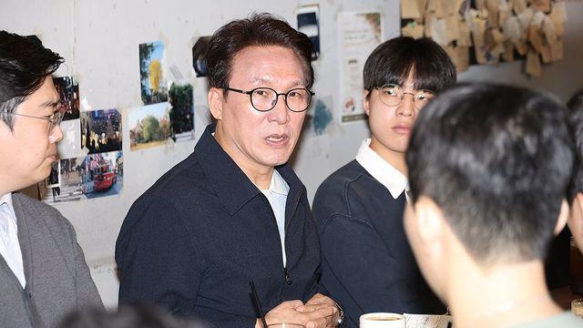 김민석 