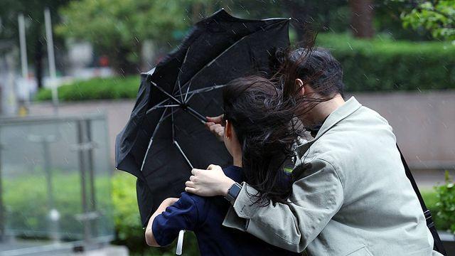 이렇게 갑자기?…오늘 밤 약속 잡은 사람들 당황할 ‘날씨 소식’