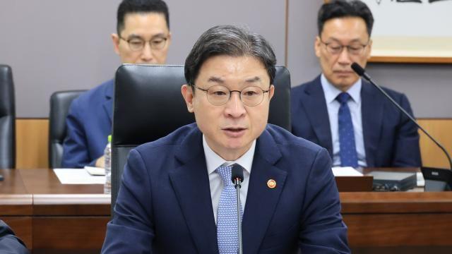 신한·국민 등 7개 금융사 해킹 '동일범' 정황…AI 활용 대량공격 추정