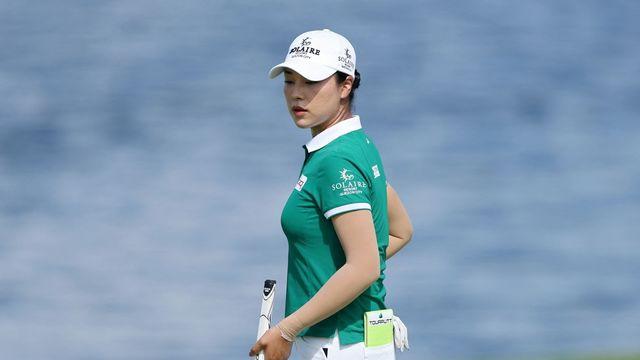 윤이나, 티샷 실수 한번에 LPGA 첫승 무산…롯데 챔피언십 2위