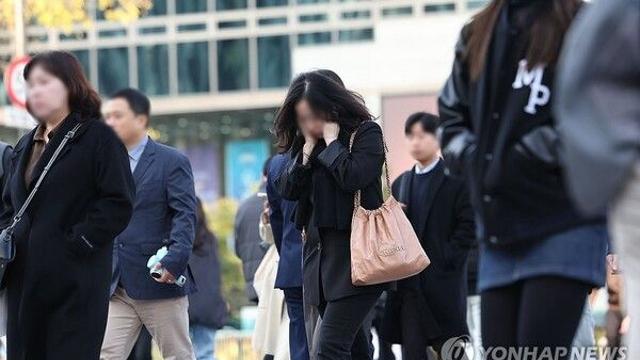 [날씨]전국 아침 10도 안팎 ‘쌀쌀’…낮엔 23도, 큰 일교차에 강풍까지