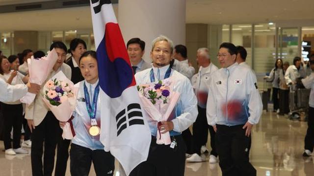유승민 체육회장, 축구 병역 특혜 경솔 발언에…