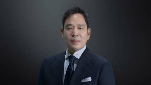 유통 넘어 콘텐츠 ‘신세계’로…정용진, 워너 인수에 1.4조 베팅