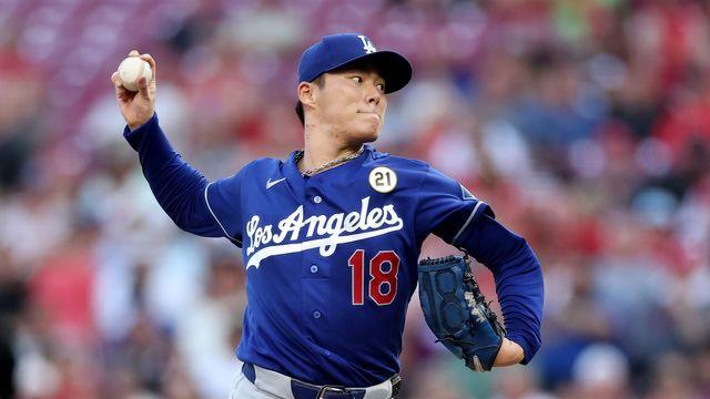 ‘오프너에 1승 1패’ 야마모토, 위기의 LAD 구하라 ‘WS MVP 특명’
