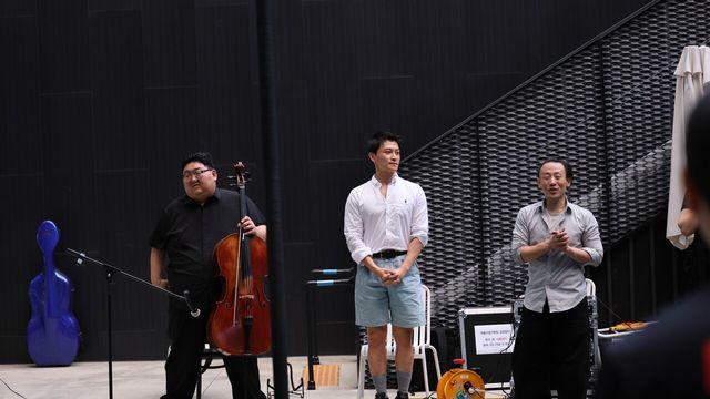 “무대가 된 광장, 악기가 된 몸”...이상한댄스컴퍼니, 기술·예술 융합 공연 ‘공명의 기록’ 선봬