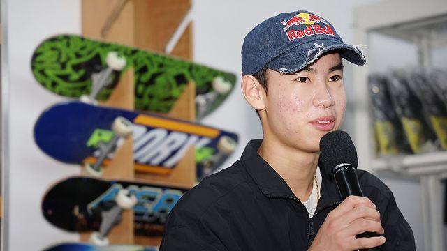 '엄마'하고 울었던 18세 금메달리스트 강준이 