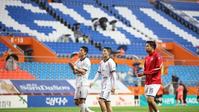 [공식발표] '전역은 곧 새로운 영입!' 이건희-김태환, 전역 신고 마치고 제주 복귀