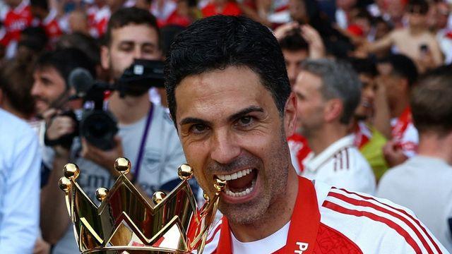 아스널 22년만의 우승 이끈 아르테타 감독, 2030년까지 재계약