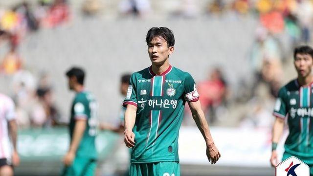 [K리그1 라이브] 국가대표 풀백은 다르네! 김문환, 부상 복귀전서 이승우-이탈로 철벽 방어...