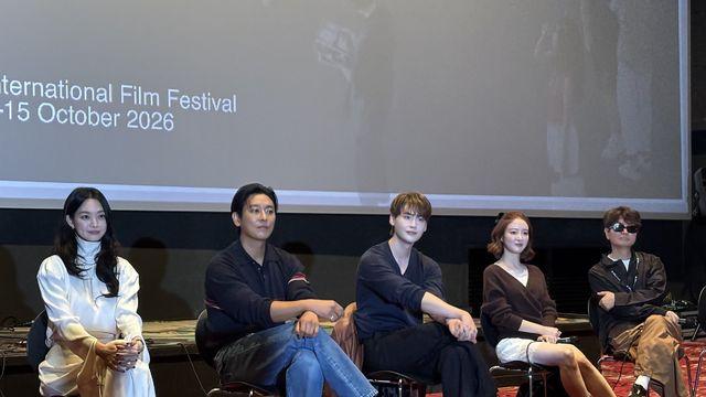 ‘재혼 황후’ 신민아 “황후役 처음…드레스 쉽지 않았다” [31st BIFF]