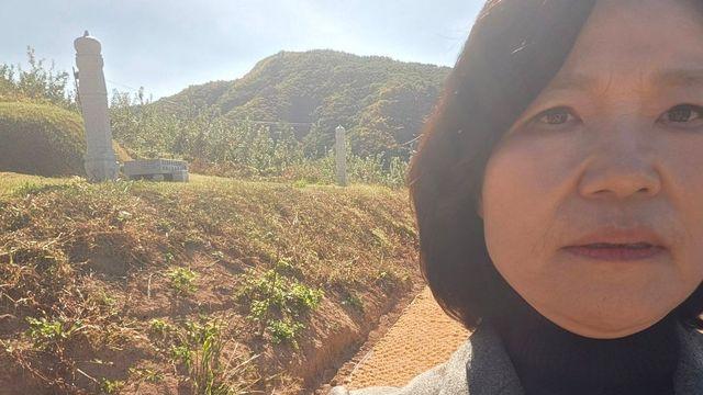 '이재명 대통령 부모 묘소' 찾아서 사진 찍어 올린 이진숙