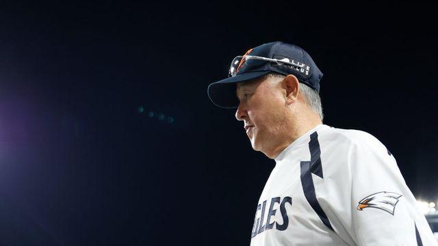 준우승 1년 만에 9위…한화 김경문 감독·손혁 단장 동반 퇴진