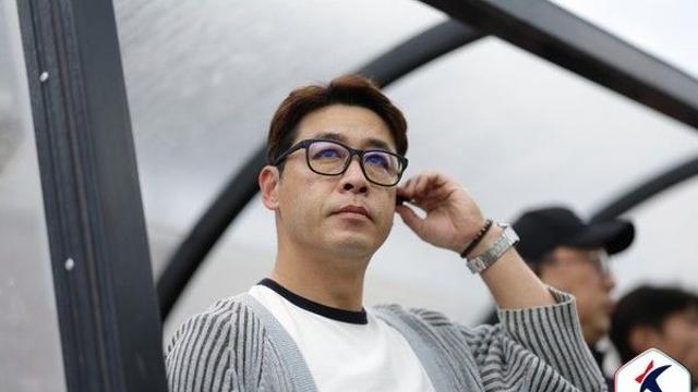'경남은 걸을수록 축구를 잘한다?' 배성재 감독의 열띤 축구 강의 [케터뷰]