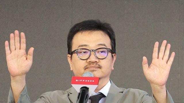 연상호 감독 “‘돼지왕’ 반응 난리…부국제 덕에 먹고 살고 있어” [31st BIFF]
